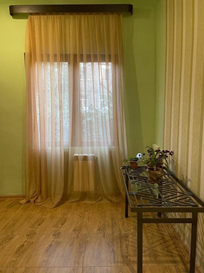 House 56 Hotel Jerevan Buitenkant foto