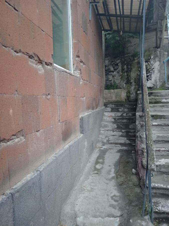 House 56 Hotel Jerevan Buitenkant foto