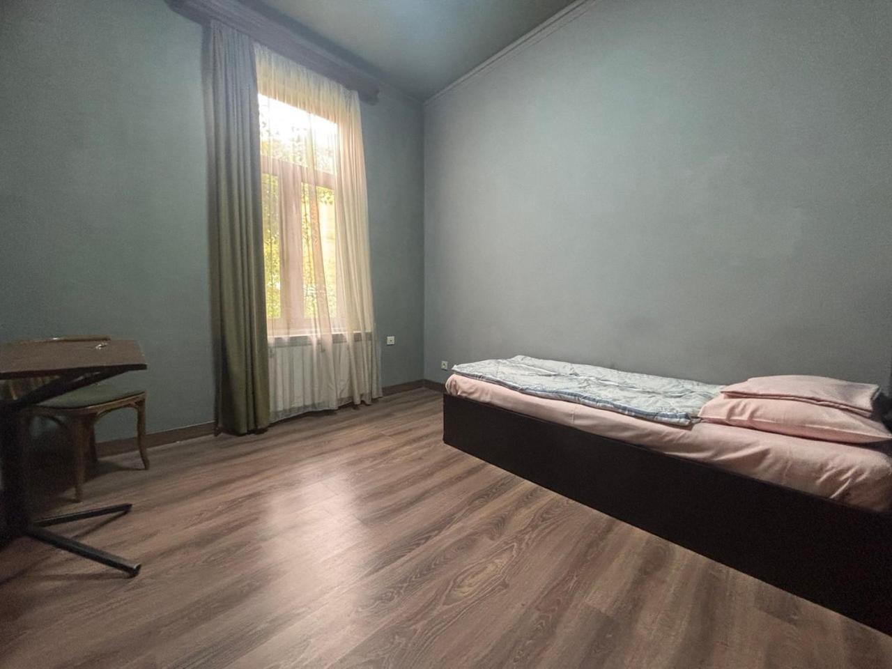 House 56 Hotel Jerevan Buitenkant foto