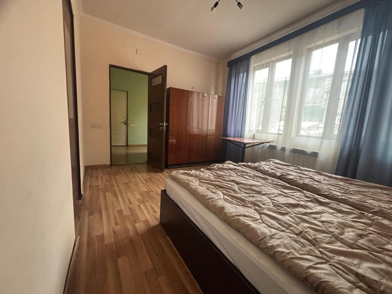 House 56 Hotel Jerevan Buitenkant foto